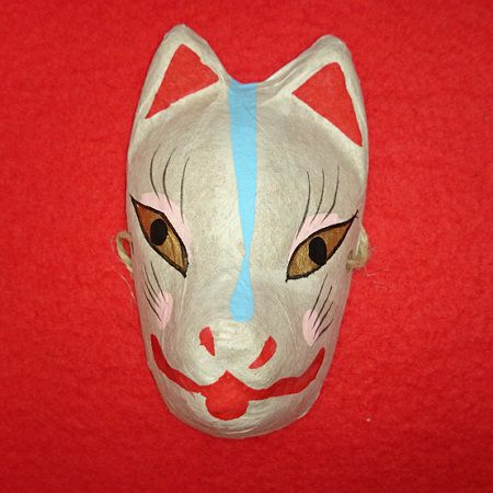 和紙で作られた狐の面 祭り用 顔出し防止 和紙で作られた狐の面 祭り用 顔出し防止 W | 縁日用品 | おもちゃ